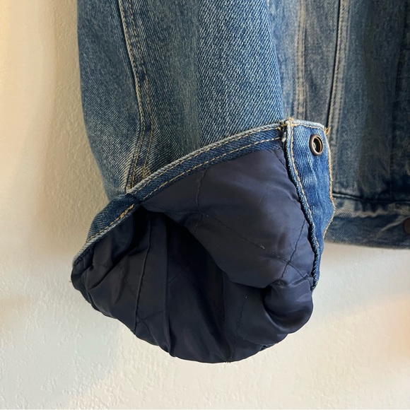 Levi’s Sherpa Denim Jacket - Picture 12 of 16